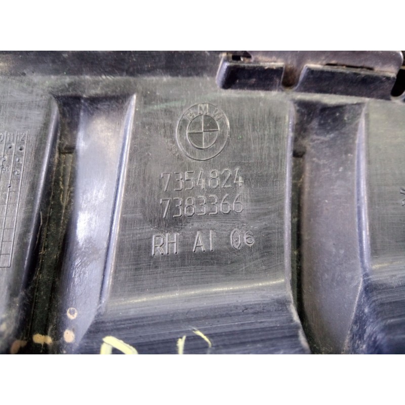 Recambio de rejilla delantera para bmw serie x1 (f48) sdrive 18d referencia OEM IAM 7354824  P2-B2-23