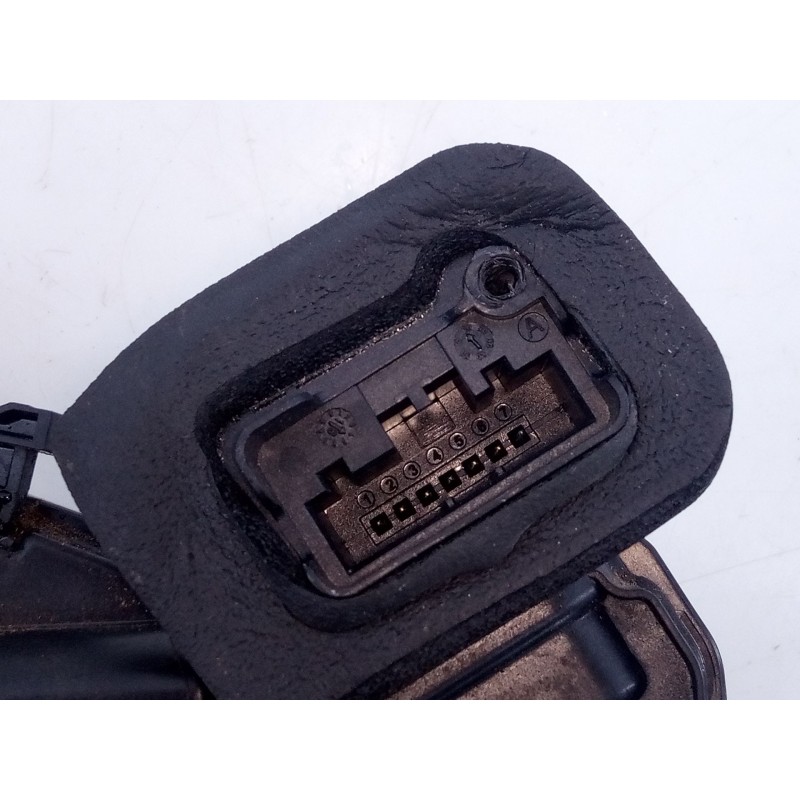 Recambio de cerradura puerta trasera derecha para seat leon style 1200 tsi referencia OEM IAM 16E5K4839016AF  E2-A1-10-1