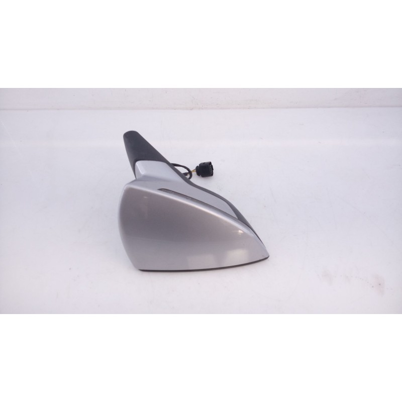 Recambio de retrovisor derecho electrico para seat leon style 1200 tsi referencia OEM IAM   
