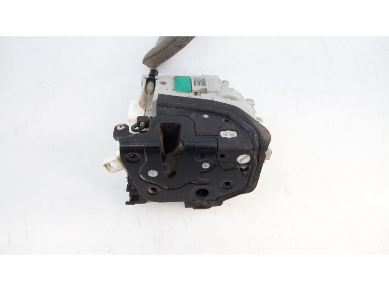 Recambio de cerradura puerta delantera derecha para audi a1 sportback (8xa, 8xf) 1.0 tfsi referencia OEM IAM 8X1837016C  
