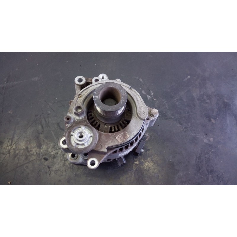 Recambio de alternador para bmw 1 (f20) 116 d referencia OEM IAM 862608601 1042106730 