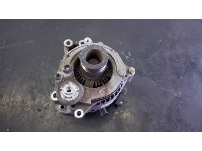 Recambio de alternador para bmw 1 (f20) 116 d referencia OEM IAM 862608601 1042106730 