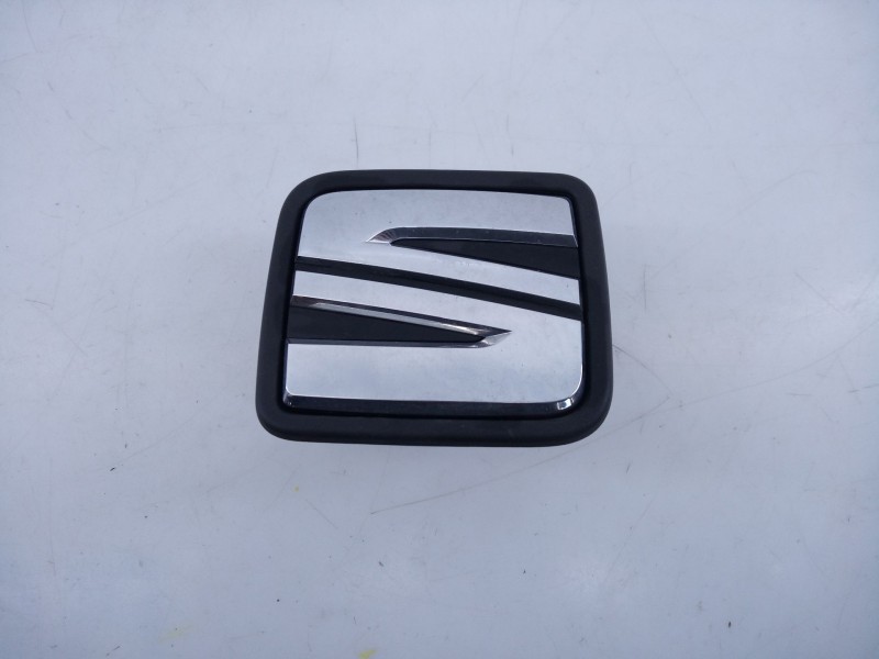 Recambio de maneta exterior porton para seat leon style 1200 tsi referencia OEM IAM 5FA827565D  E2-A1-23-2