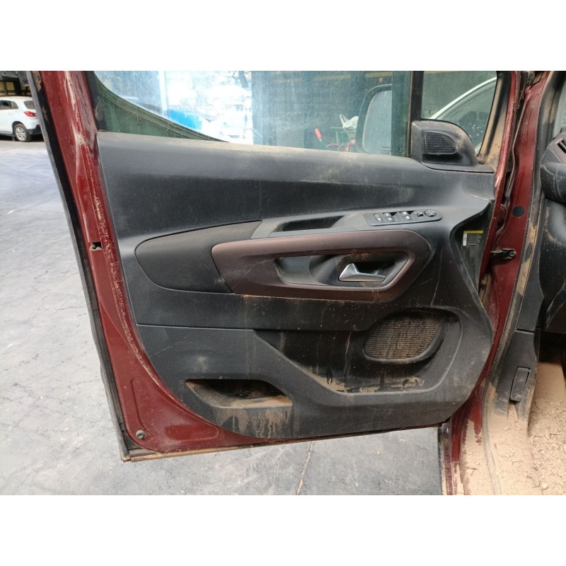 Recambio de guarnecido puerta delantera izquierda para peugeot rifter 1.5 bluehdi 130 referencia OEM IAM   