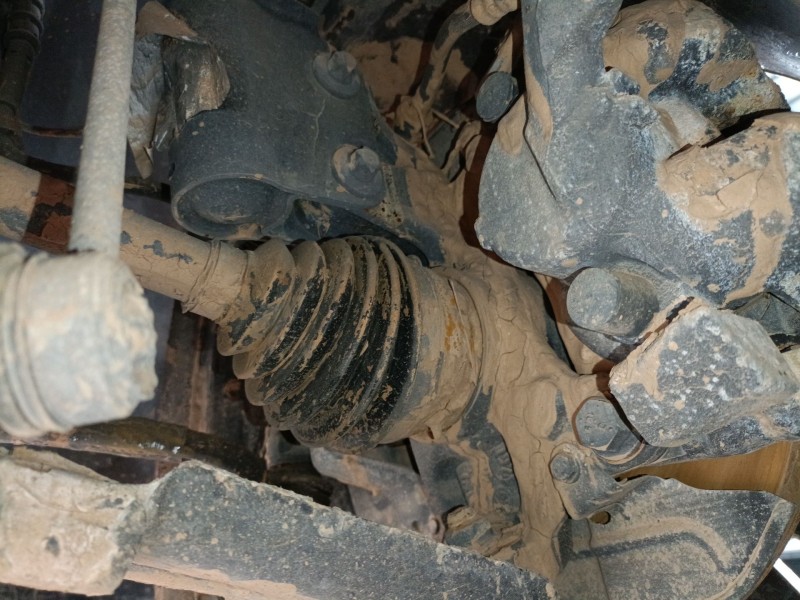 Recambio de mangueta delantera izquierda para peugeot rifter 1.5 bluehdi 130 referencia OEM IAM   