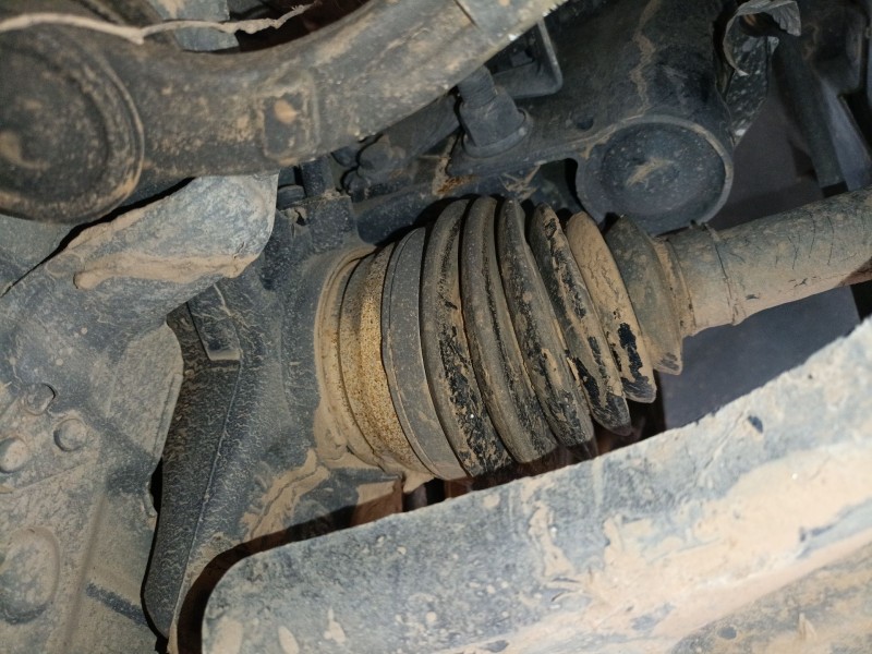 Recambio de mangueta delantera izquierda para peugeot rifter 1.5 bluehdi 130 referencia OEM IAM   