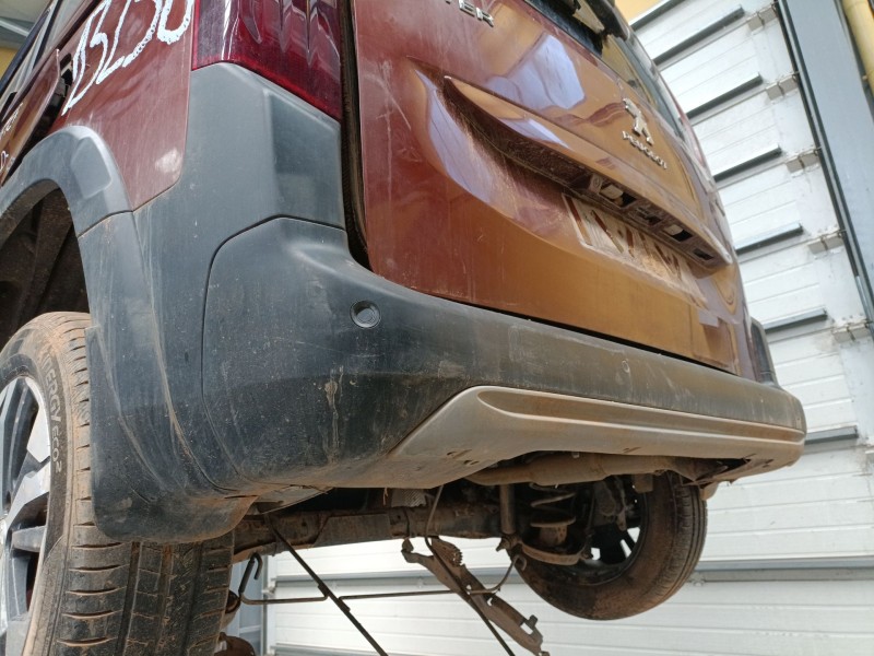 Recambio de paragolpes trasero para peugeot rifter 1.5 bluehdi 130 referencia OEM IAM   