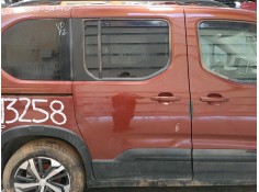 Recambio de puerta lateral corredera derecha para peugeot rifter 1.5 bluehdi 130 referencia OEM IAM   