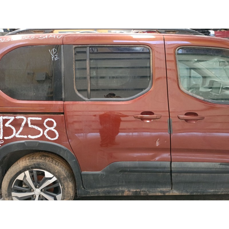 Recambio de puerta lateral corredera derecha para peugeot rifter 1.5 bluehdi 130 referencia OEM IAM   