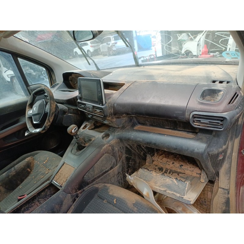 Recambio de salpicadero para peugeot rifter 1.5 bluehdi 130 referencia OEM IAM   