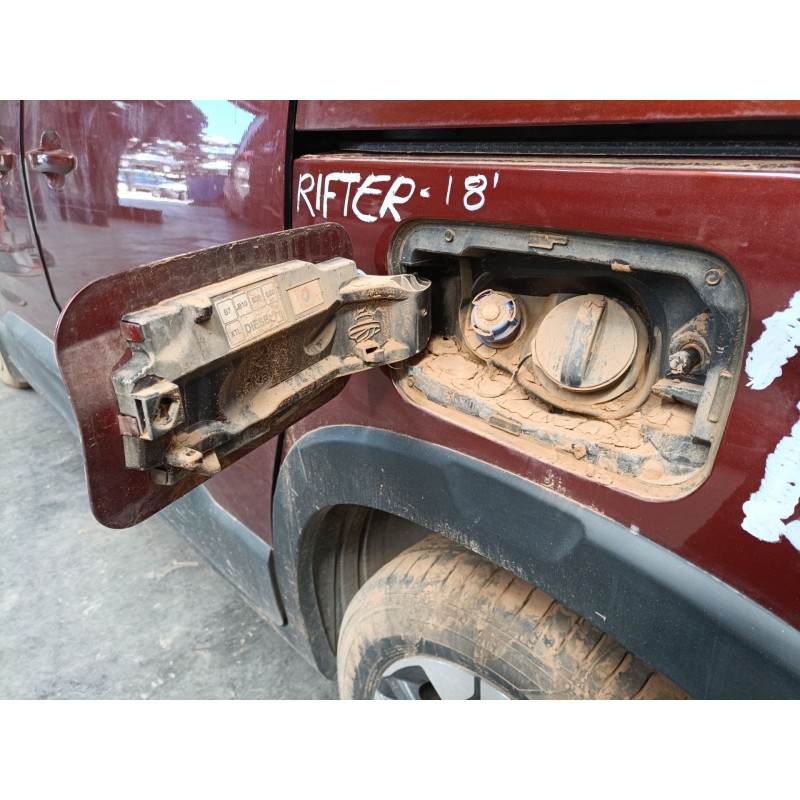 Recambio de tapa exterior combustible para peugeot rifter 1.5 bluehdi 130 referencia OEM IAM   