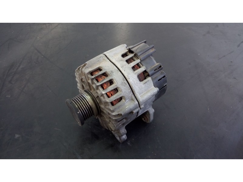 Recambio de alternador para audi q5 (8r) 2.0 16v tdi referencia OEM IAM 04L903017A 115024629 