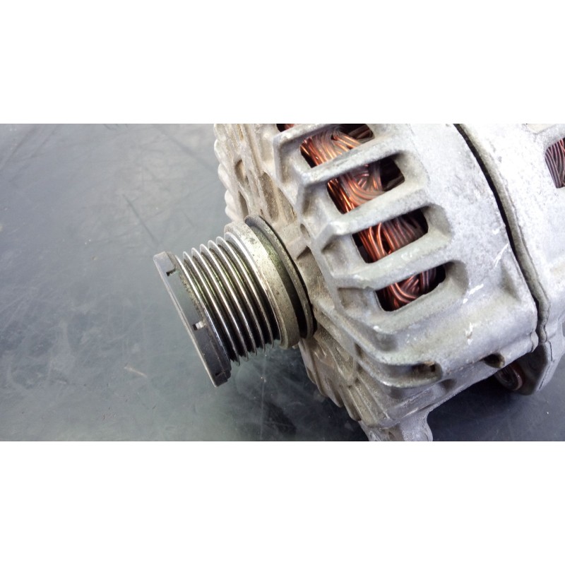 Recambio de alternador para audi q5 (8r) 2.0 16v tdi referencia OEM IAM 04L903017A 115024629 
