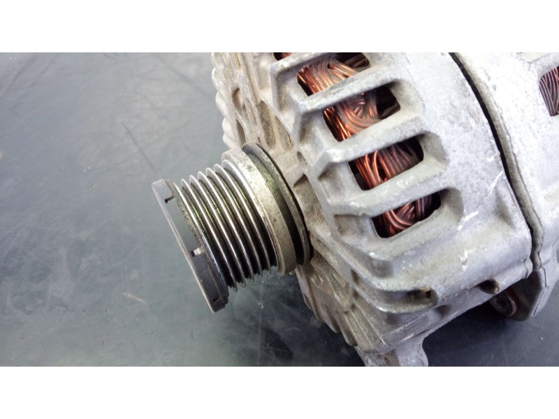 Recambio de alternador para audi q5 (8r) 2.0 16v tdi referencia OEM IAM 04L903017A 115024629 