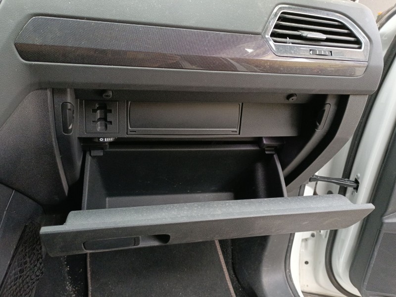 Recambio de guantera para volkswagen tiguan (ad1, ax1) 2.0 tdi referencia OEM IAM   