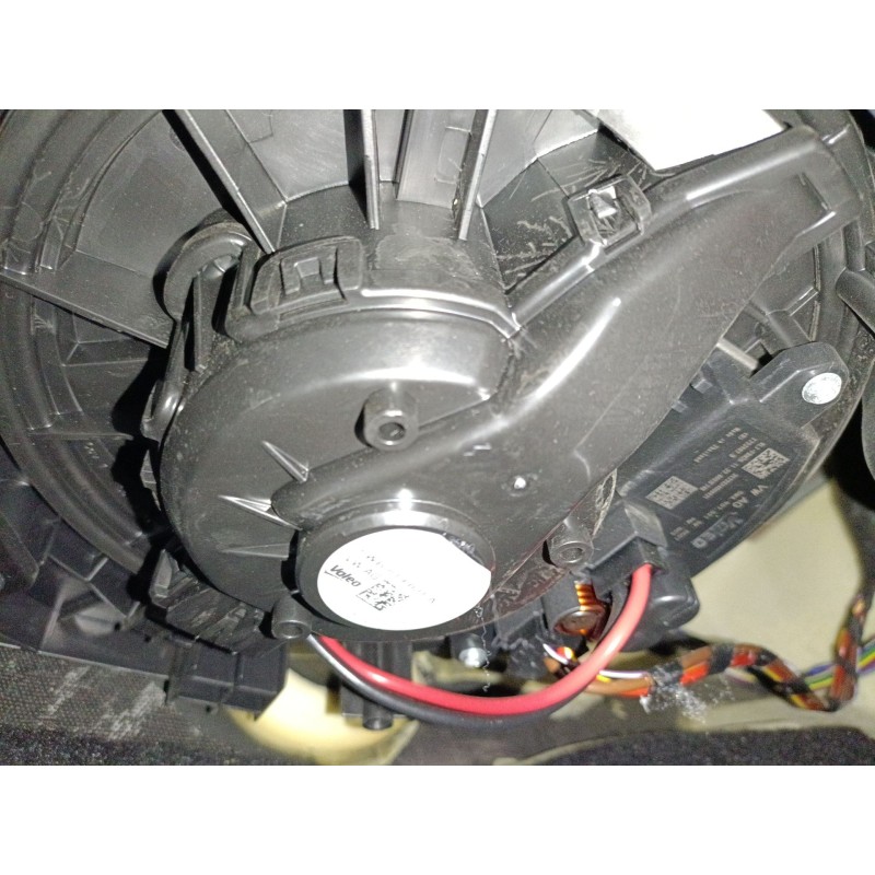Recambio de ventilador calefaccion para volkswagen tiguan (ad1, ax1) 2.0 tdi referencia OEM IAM 5WB819021A  