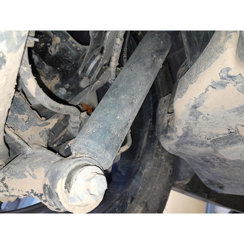 Recambio de amortiguador trasero derecho para bmw x1 (f48) sdrive 18 d referencia OEM IAM   