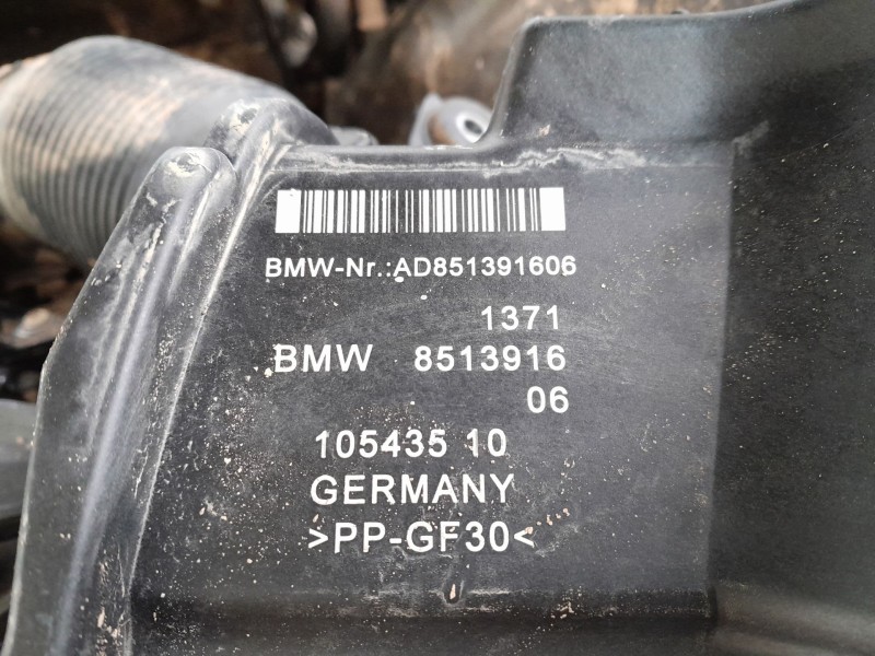 Recambio de filtro aire para bmw x1 (f48) sdrive 18 d referencia OEM IAM 8513916  