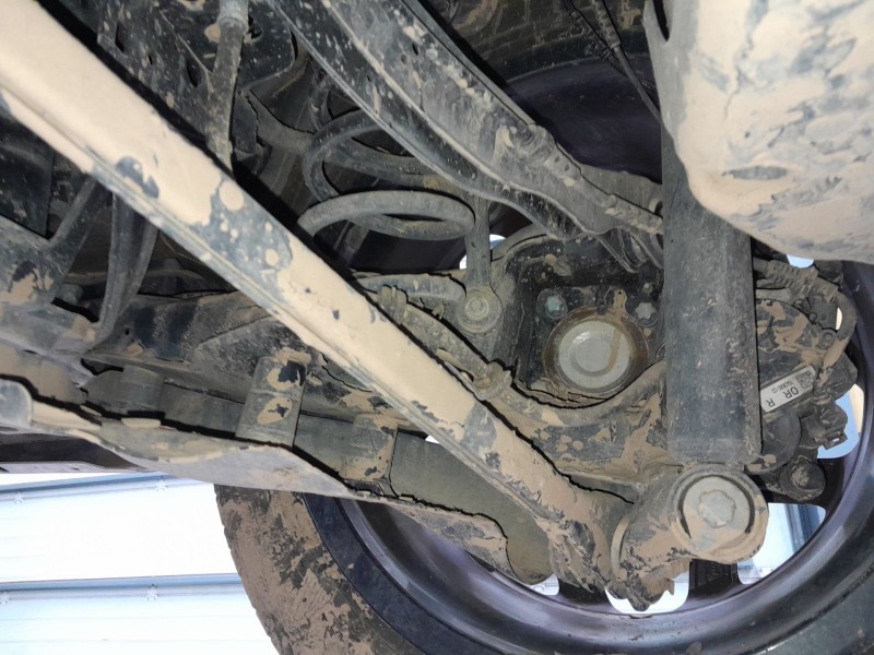 Recambio de mangueta trasera derecha para bmw x1 (f48) sdrive 18 d referencia OEM IAM   