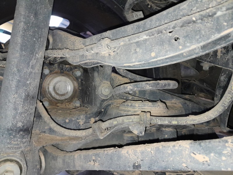 Recambio de mangueta trasera izquierda para bmw x1 (f48) sdrive 18 d referencia OEM IAM   