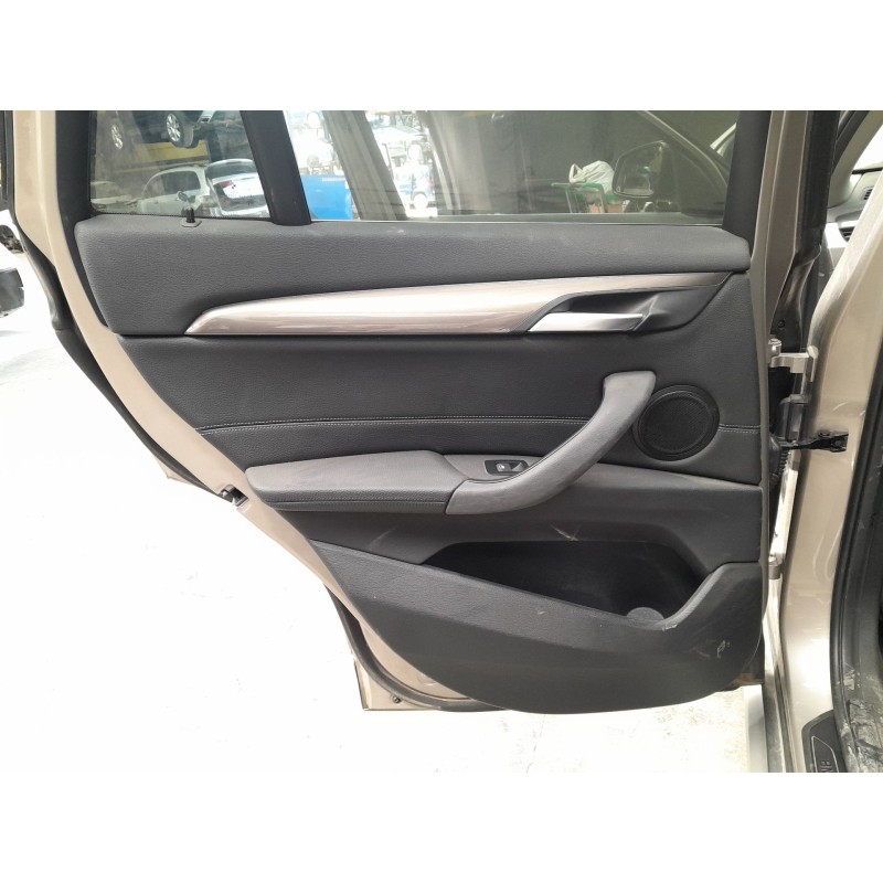 Recambio de guarnecido puerta trasera izquierda para bmw x1 (f48) sdrive 18 d referencia OEM IAM   