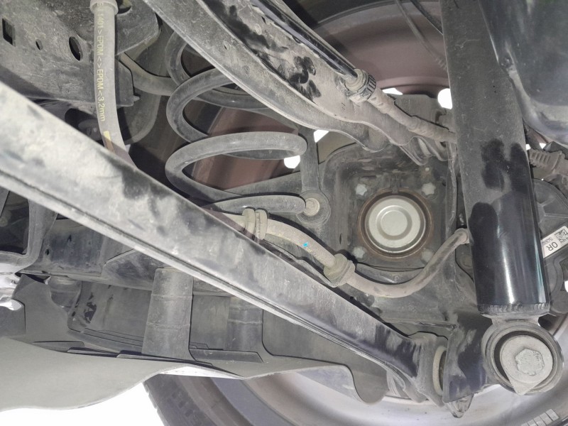 Recambio de mangueta trasera derecha para bmw x1 (f48) sdrive 18 d referencia OEM IAM   