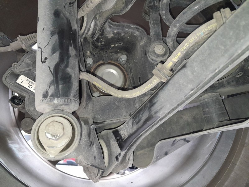 Recambio de mangueta trasera izquierda para bmw x1 (f48) sdrive 18 d referencia OEM IAM   