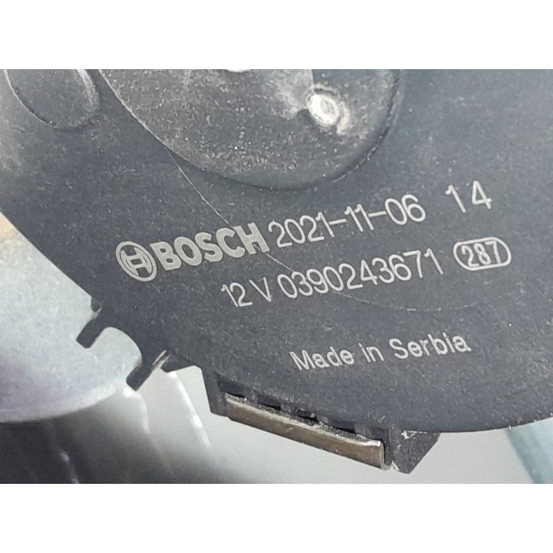 Recambio de motor limpia delantero para bmw x1 (f48) sdrive 18 d referencia OEM IAM 0390243671  