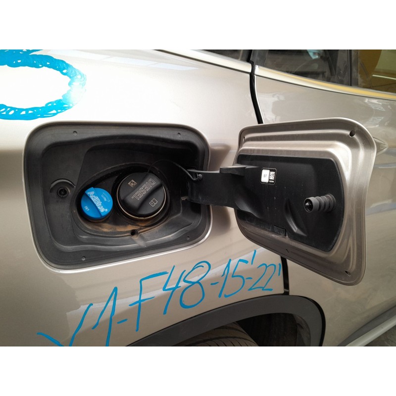 Recambio de tapa exterior combustible para bmw x1 (f48) sdrive 18 d referencia OEM IAM   