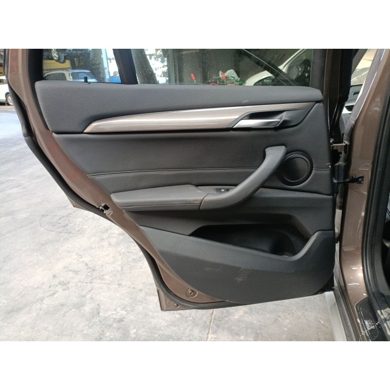 Recambio de guarnecido puerta trasera izquierda para bmw x1 (f48) sdrive 18 d referencia OEM IAM   