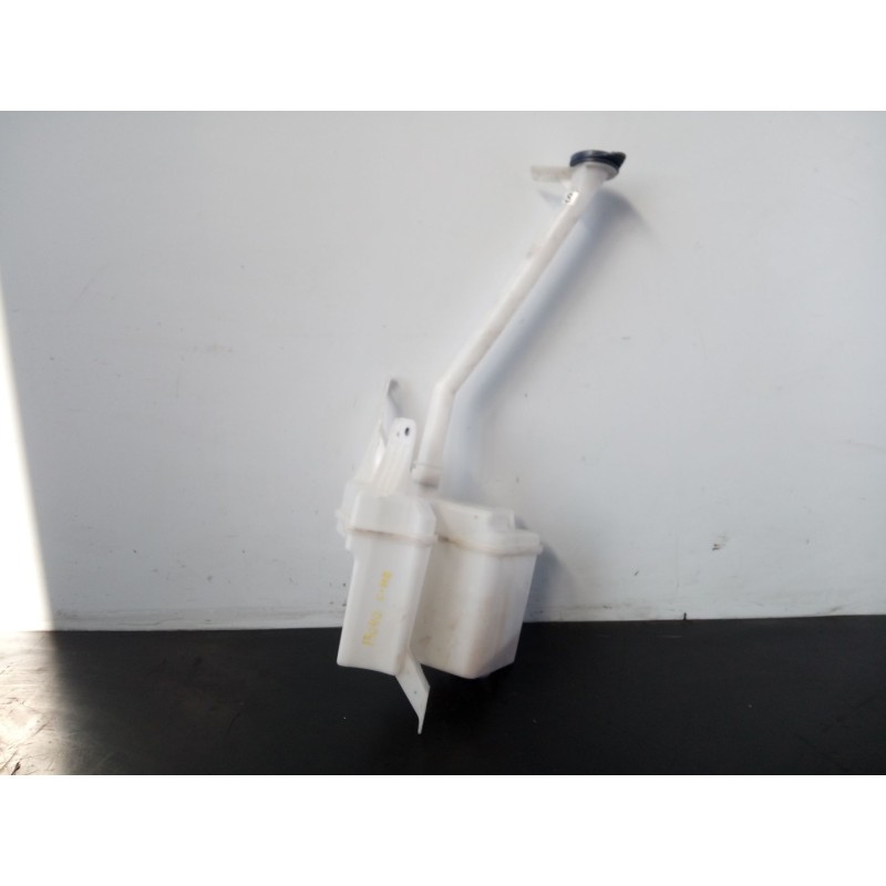 Recambio de deposito limpia para toyota c-hr hybrid dynamic referencia OEM IAM 85310F4040  