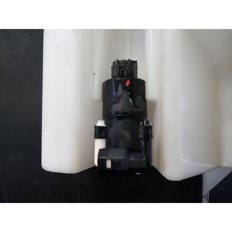 Recambio de deposito limpia para toyota c-hr hybrid dynamic referencia OEM IAM 85310F4040  