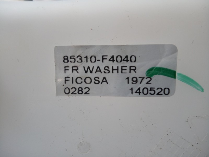 Recambio de deposito limpia para toyota c-hr hybrid dynamic referencia OEM IAM 85310F4040  