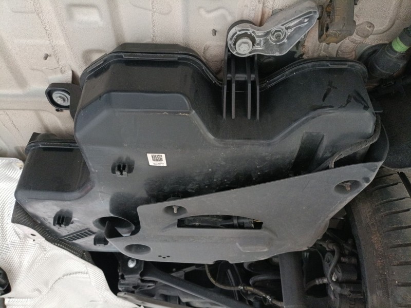 Recambio de adblue para bmw x1 (f48) sdrive 18 d referencia OEM IAM 7399290  