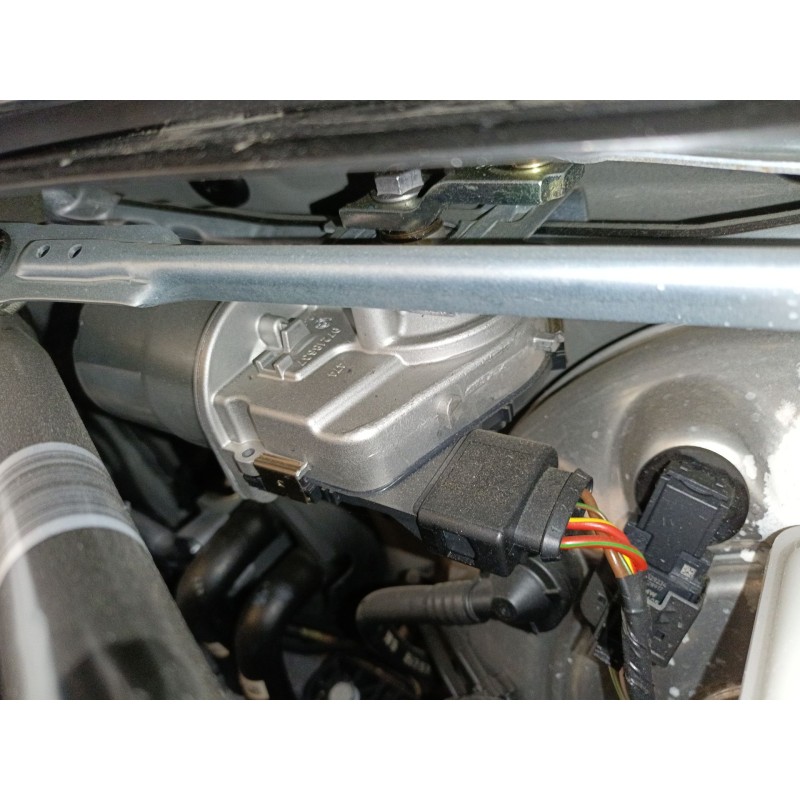 Recambio de motor limpia delantero para bmw x1 (f48) sdrive 18 d referencia OEM IAM 0390213617  