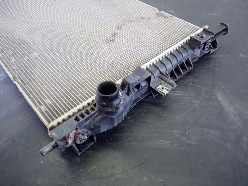 Recambio de radiador agua para peugeot 5008 ii (mc_, mj_, mr_, m4_) 1.5 bluehdi 130 (mcyhzj, mcyhzr, mcyhzx) referencia OEM IAM 