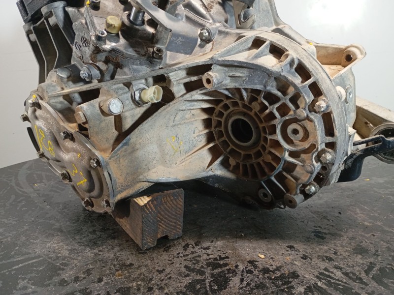 Recambio de caja cambios para opel meriva cosmo referencia OEM IAM F23  