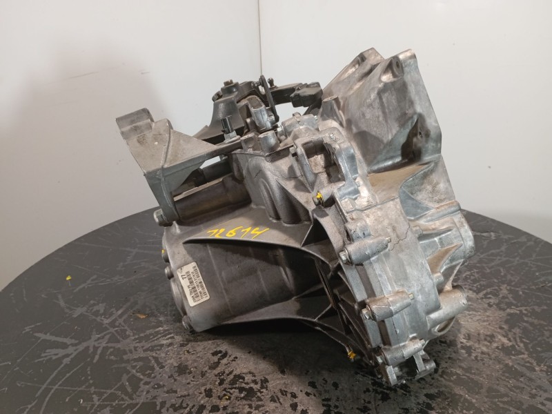 Recambio de caja cambios para ford focus lim. (cb8) edition referencia OEM IAM CV6R7002PE  
