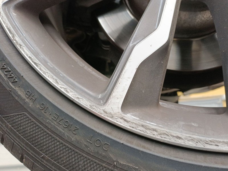 Recambio de llanta para bmw x4 (g02, f98) xdrive 20 d referencia OEM IAM 275/40/20  