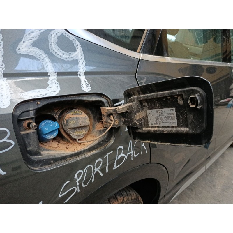 Recambio de tapa exterior combustible para audi q3 sportback (f3n) 35 tdi referencia OEM IAM   