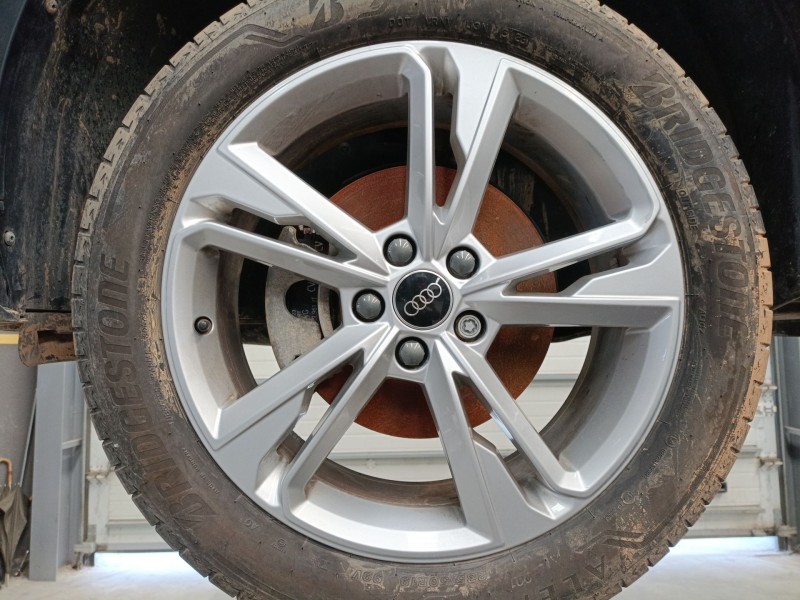 Recambio de juego llantas para audi q3 sportback (f3n) 35 tdi referencia OEM IAM 235/50/19  