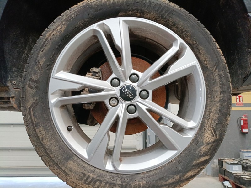 Recambio de juego llantas para audi q3 sportback (f3n) 35 tdi referencia OEM IAM 235/50/19  