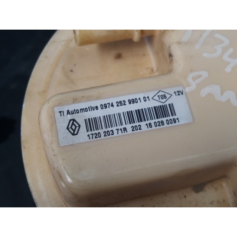 Recambio de aforador para dacia sandero stepway referencia OEM IAM   