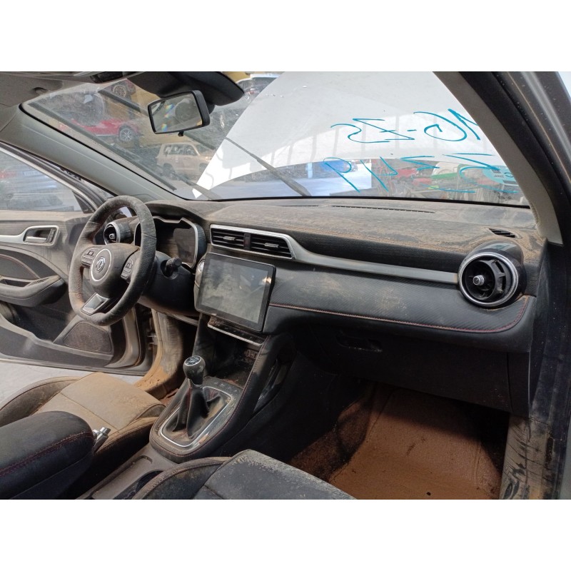 mg mg zs suv del año 2023