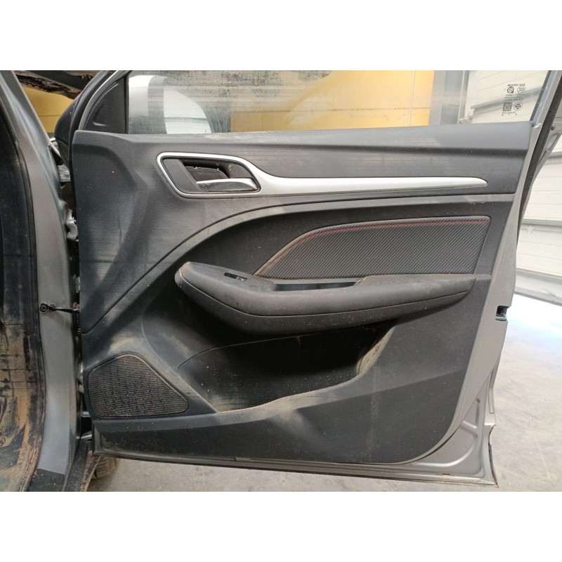 Recambio de guarnecido puerta delantera derecha para mg mg zs suv 1.0 t-gdi referencia OEM IAM   