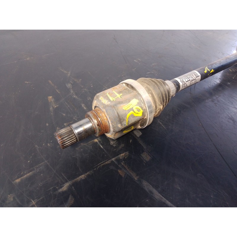 Recambio de transmision delantera izquierda para peugeot 3008 gt line referencia OEM IAM 9677915180  P1-B6-44