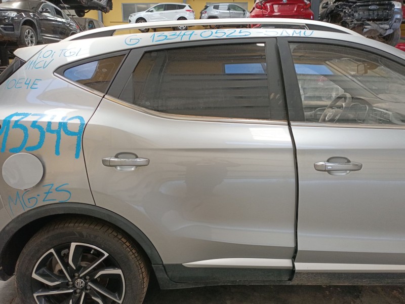 Recambio de puerta trasera derecha para mg mg zs suv 1.0 t-gdi referencia OEM IAM   
