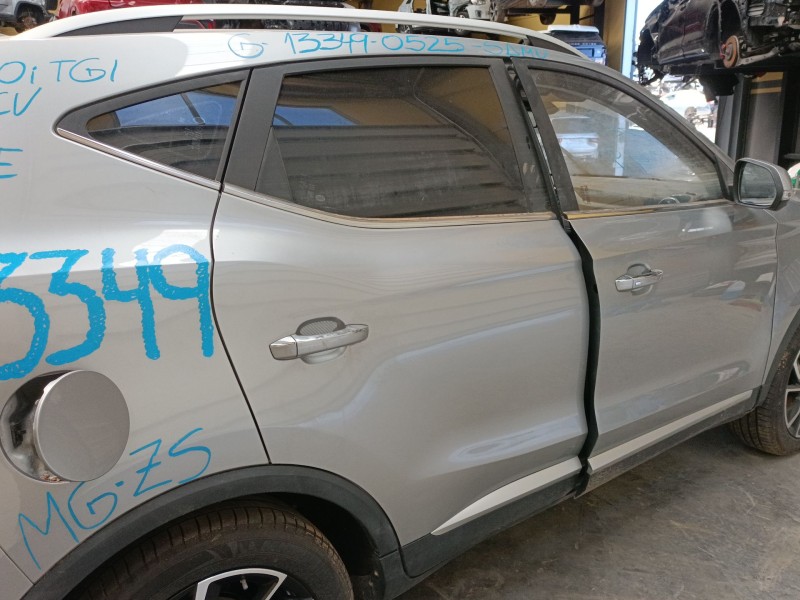 Recambio de puerta trasera derecha para mg mg zs suv 1.0 t-gdi referencia OEM IAM   