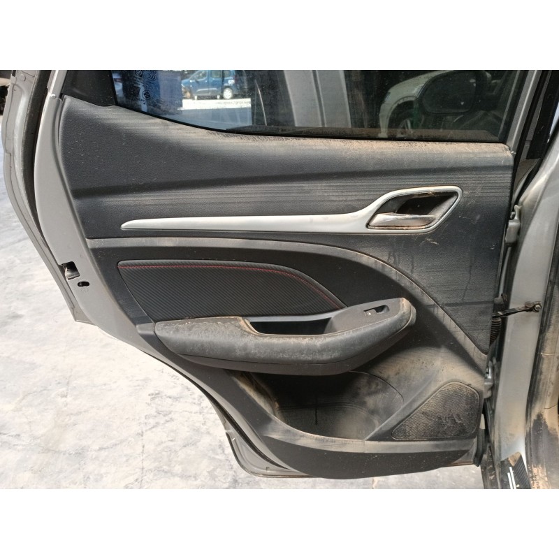 Recambio de guarnecido puerta trasera izquierda para mg mg zs suv 1.0 t-gdi referencia OEM IAM   