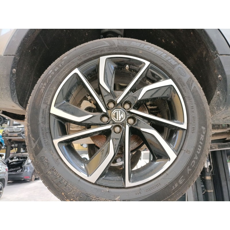 Recambio de juego llantas para mg mg zs suv 1.0 t-gdi referencia OEM IAM 215/55/17  